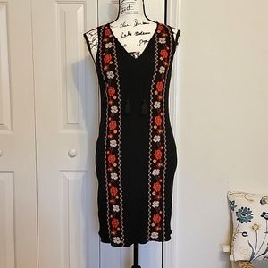 Old Navy black embroidered Sleeveless dress Sz XS